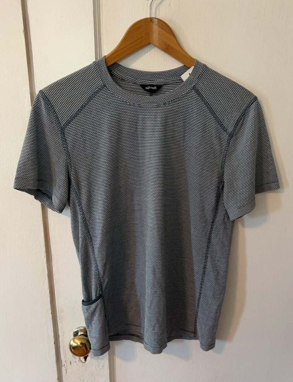Allbirds Womens Natural Run Tee Blue White Textured Short Sleeve Shirt Size S
